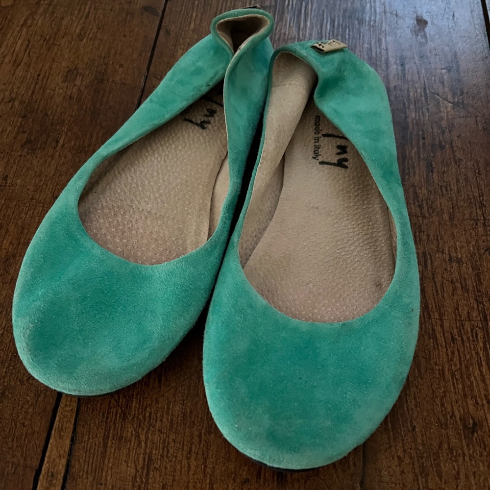 SF/NY Suede Sloop Suede ballet flats